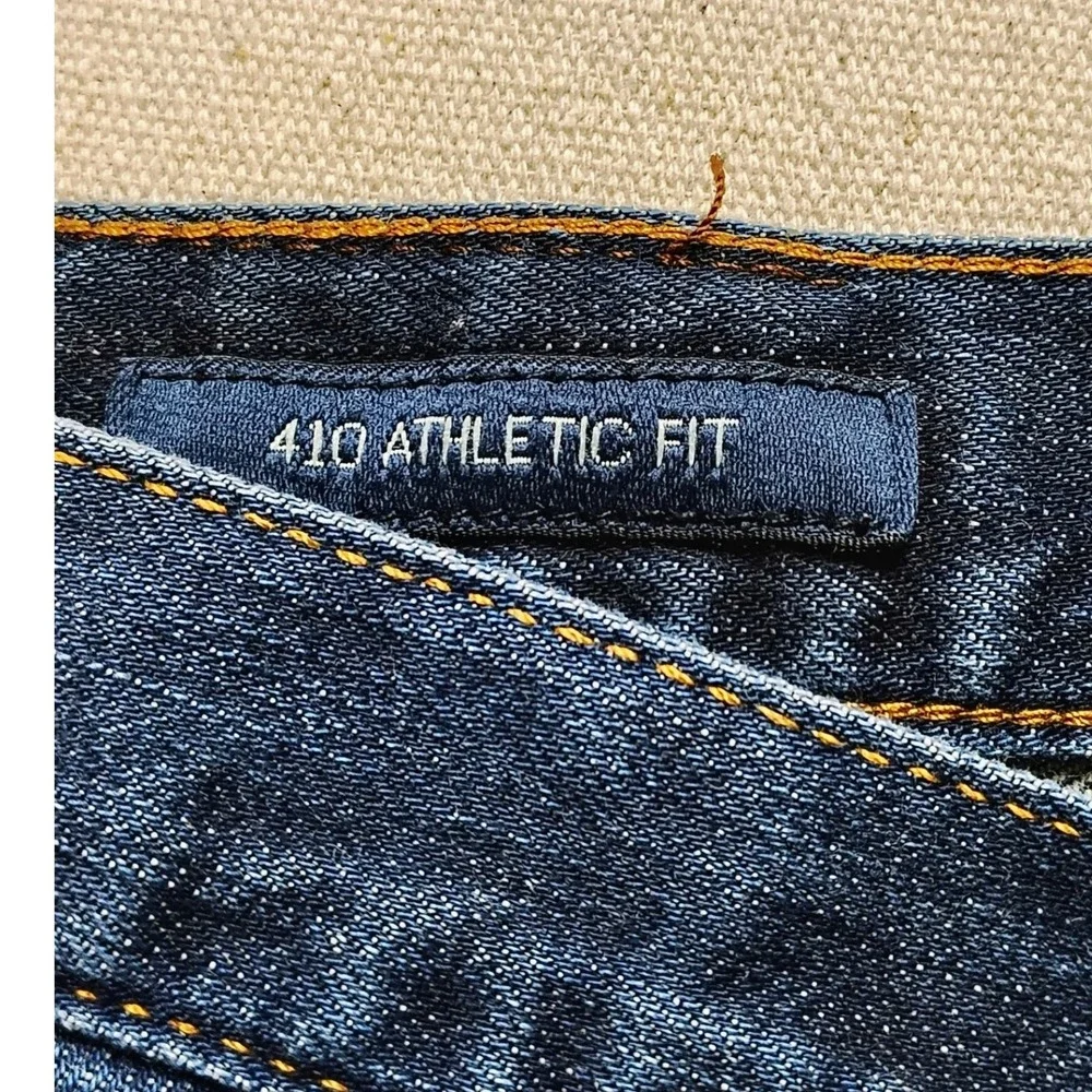 Lucky Brand 410 Athletic Fit Mens Jeans 33x32‎ Dark Wash Blue Denim Stretch 20